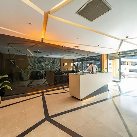 Daire Three Bedroom Flat With Garage Pool Petek 122