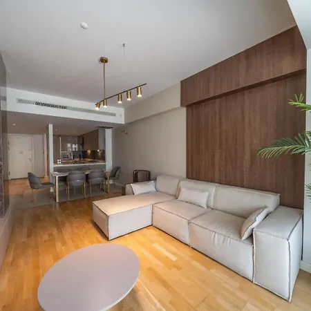 Appartement Three Bedroom Flat With Garage Pool Petek 122 *